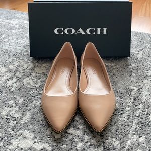 *NWT* Coach Tan Studded Leather Flats